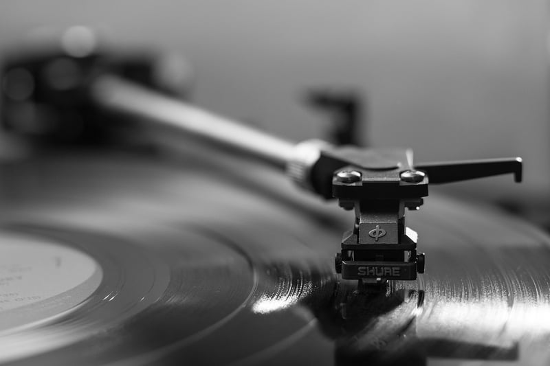 Vinyl Turntable